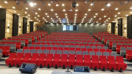 konferans_koltugu