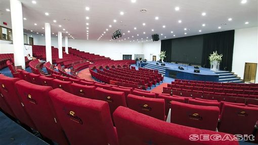  church_auditorium_seating_uk