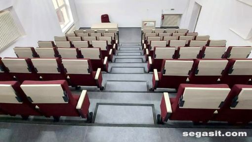 lecture-seating-romania
